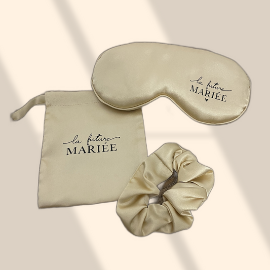 Accessoire de Mariage : Pochon Personnalisé avec Cache-Yeux et Chouchou